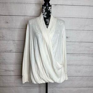 Maeve by ANTHROPOLOGIE Off White Ralela Hacci Surplice Top Size LP